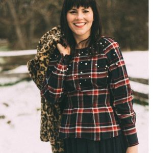 Beautiful plaid top with pearls.